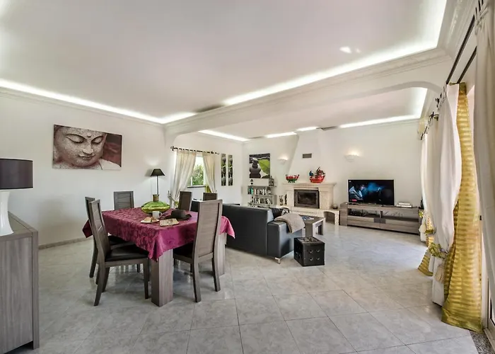 Villa Cadre