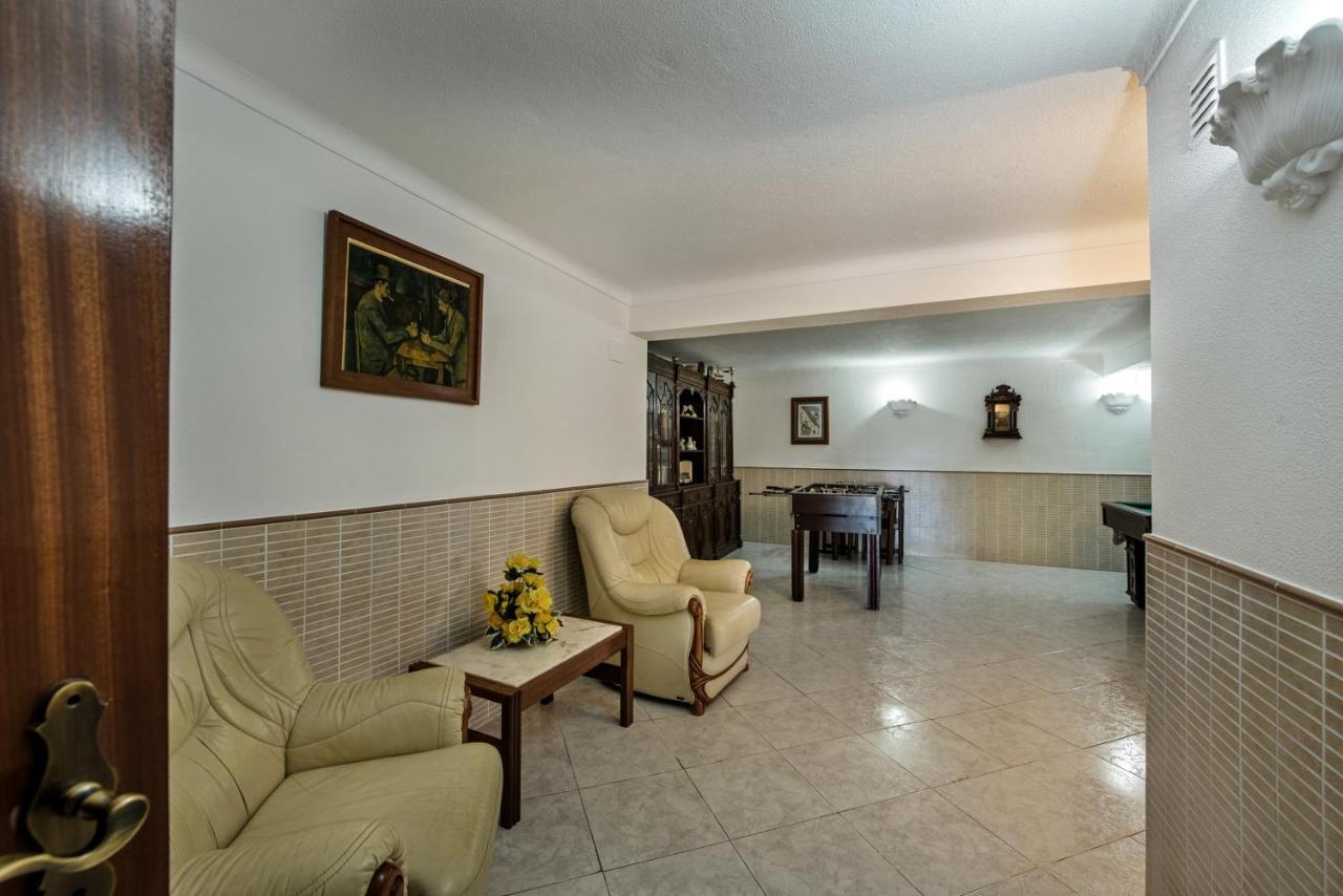 Cadre Villa Armacao de Pera